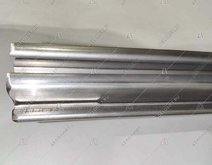 Направляющая поручня эскалатора, L - 2060 мм, 35 градусов, нижняя площадка, изогнутая, нержавеющая сталь