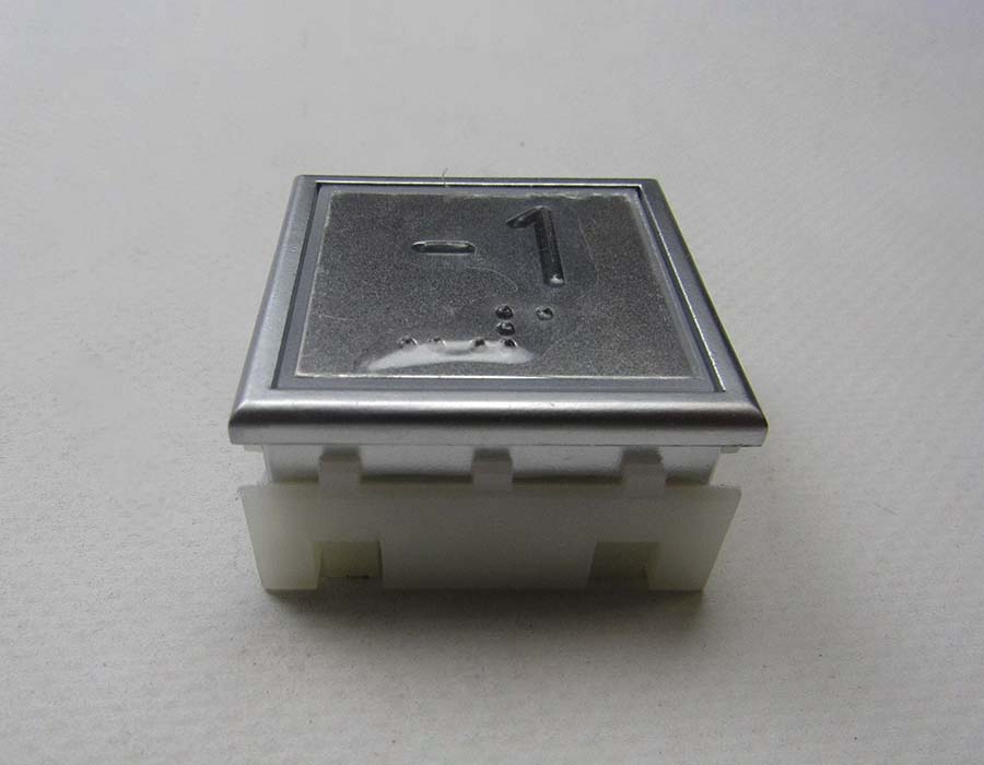 Кнопка вызова/приказа, KT40, 40×40, голубая подсветка, -1 этаж, низкая, с Брайлем