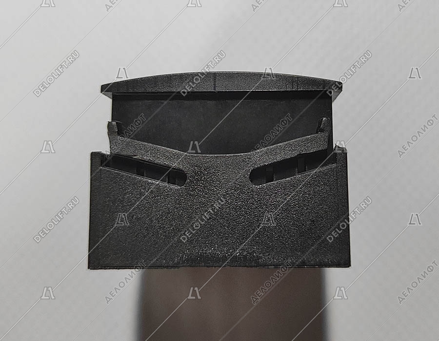 Кнопка вызова/приказа, квадратная, стрелка вверх, красная подсветка