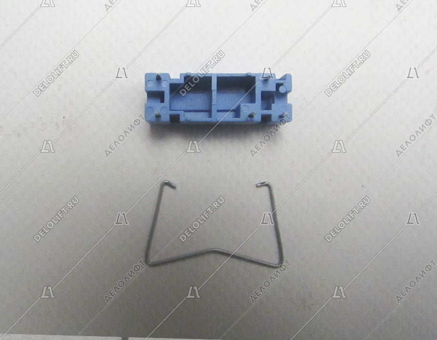 Розетка для монтажа реле, в комплекте с металлической клипсой 095.43