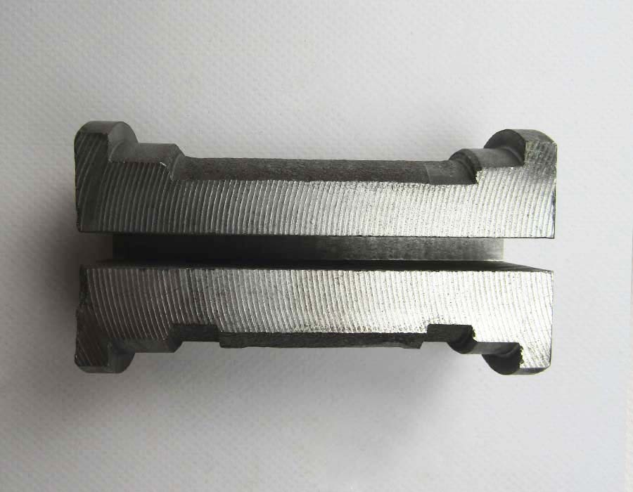 Вкладыш башмака, В - 6 мм, L - 105 мм, чугун