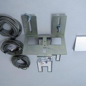 Датчик шахтной информации, с кронштейном, осцилляторный