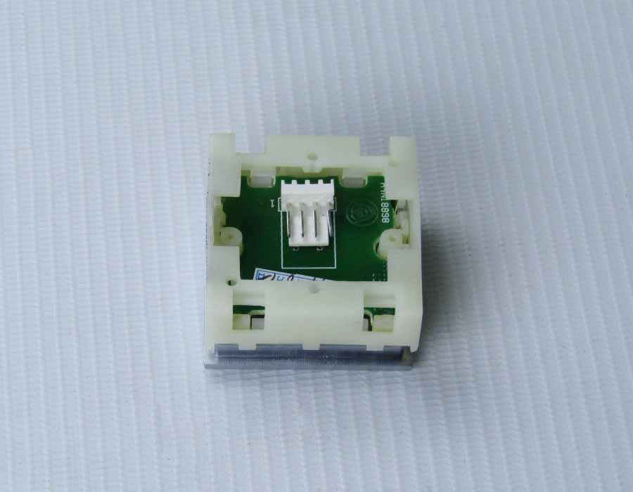 Кнопка вызова/приказа, тип KT40 STEP C, 40х40 мм, 3 этаж, красная подсветка, c Браилем