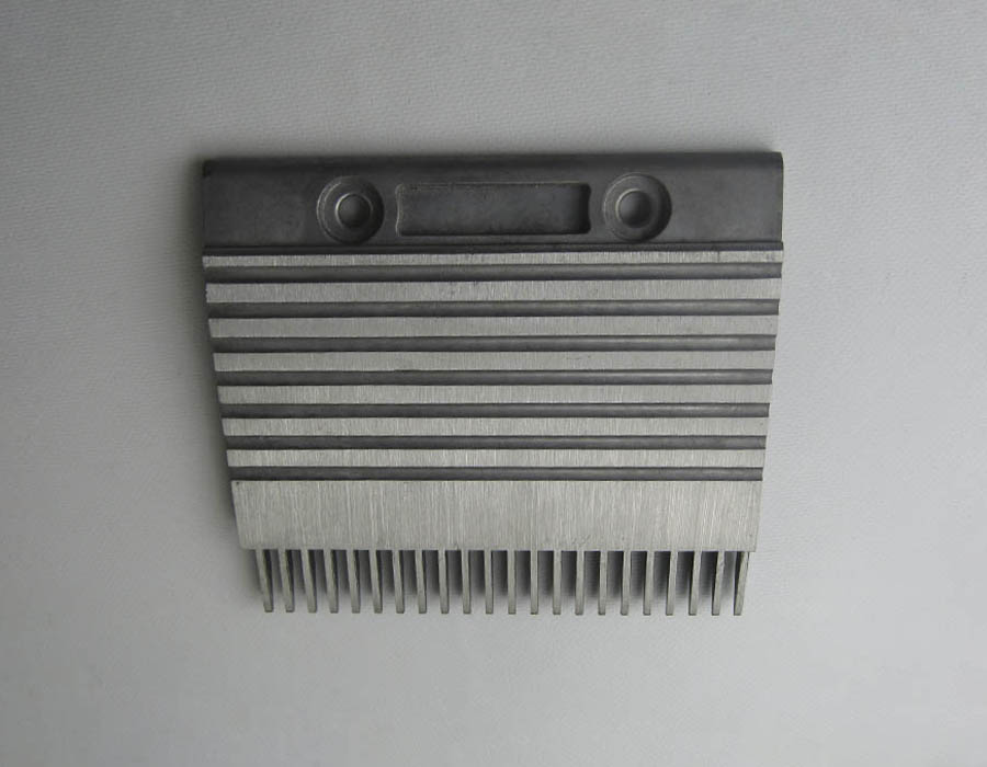 Гребенка входной площадки, ECO3000-A, 22 зубца, 200x180 мм, правая, алюминий (GD-ALSI 12)