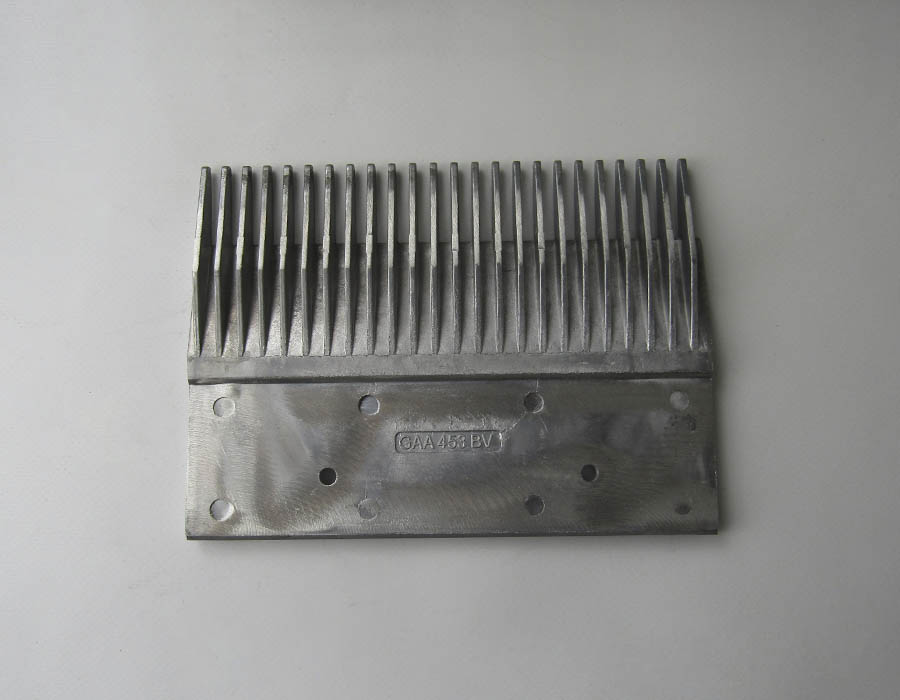 Гребенка входной площадки, 606NCT, 24 зубца, 206x150 мм, правая, алюминий