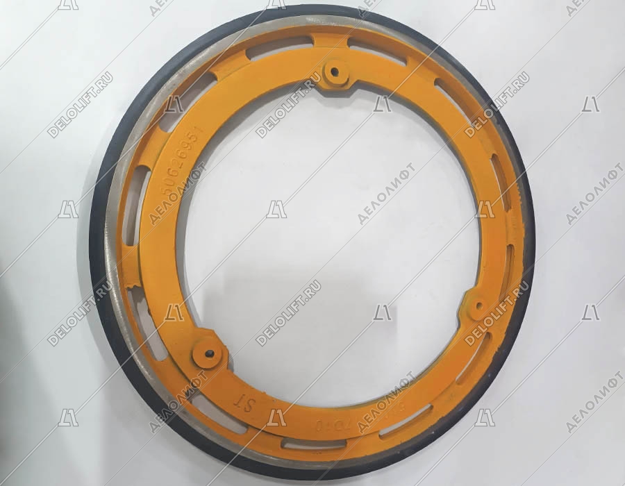 Колесо привода поручня, D - 497 мм, W - 30 мм, 3 отверстия, d отверстия - 10 мм, с резьбой