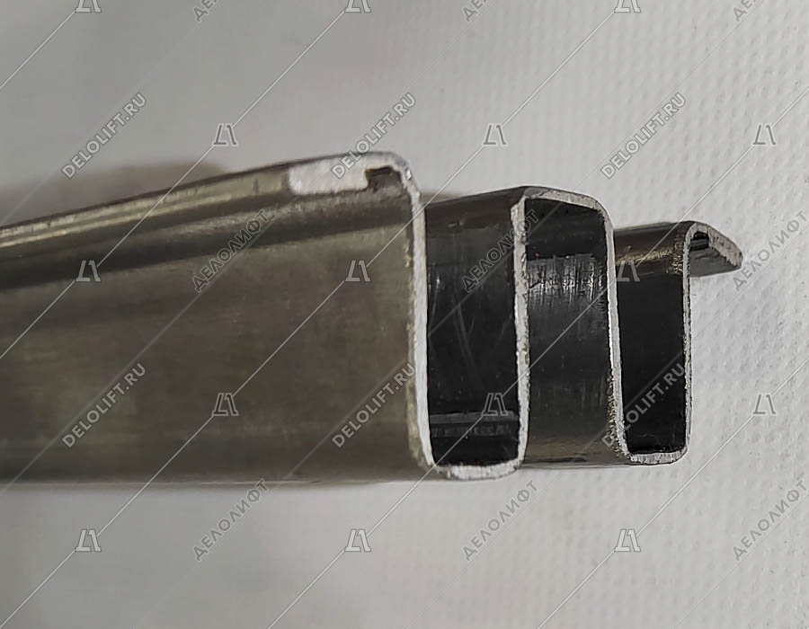 Направляющая поручня траволатора, L - 1840 мм, H - 790 мм, W - 60 мм, закругленная